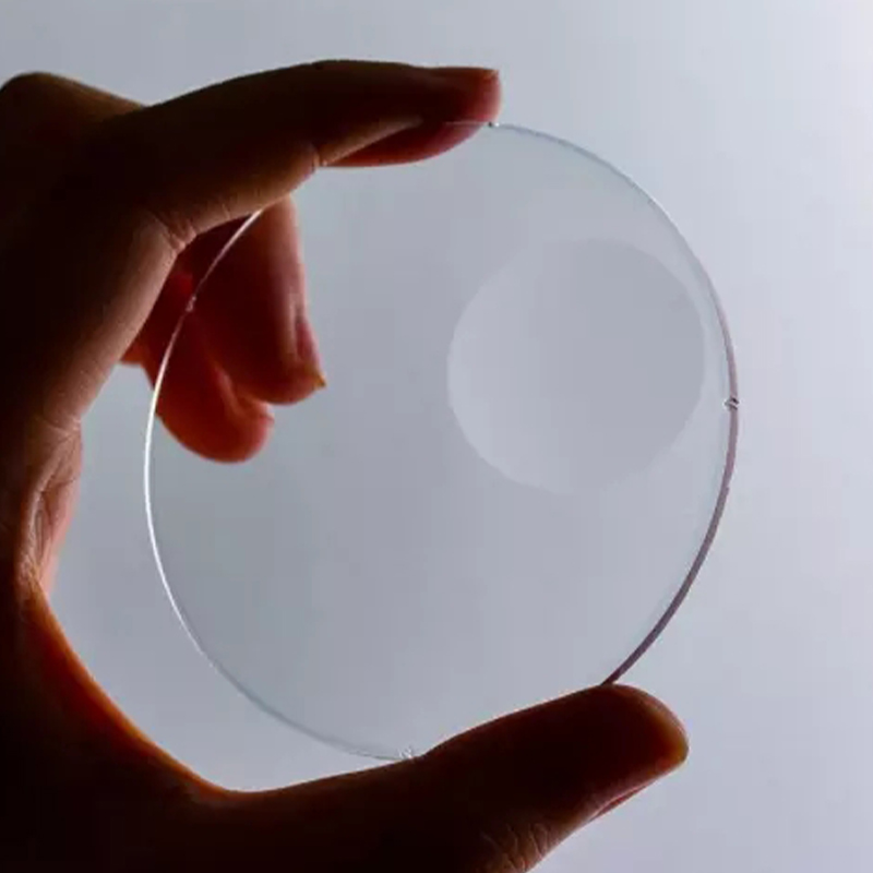 1.56 Kanta Bifokal Atas Bulat Separuh Selesai